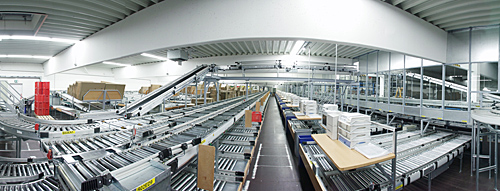 Paletten- und Kleinteilelager - Distributionszentrum für Büromaterial